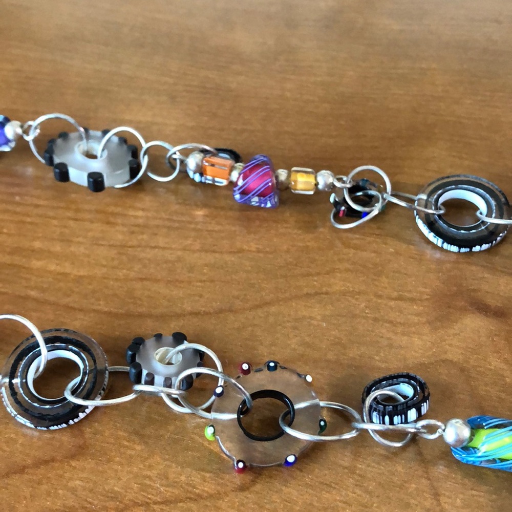 Vintage Art Glass Beads Necklace - Picture 4 of 5